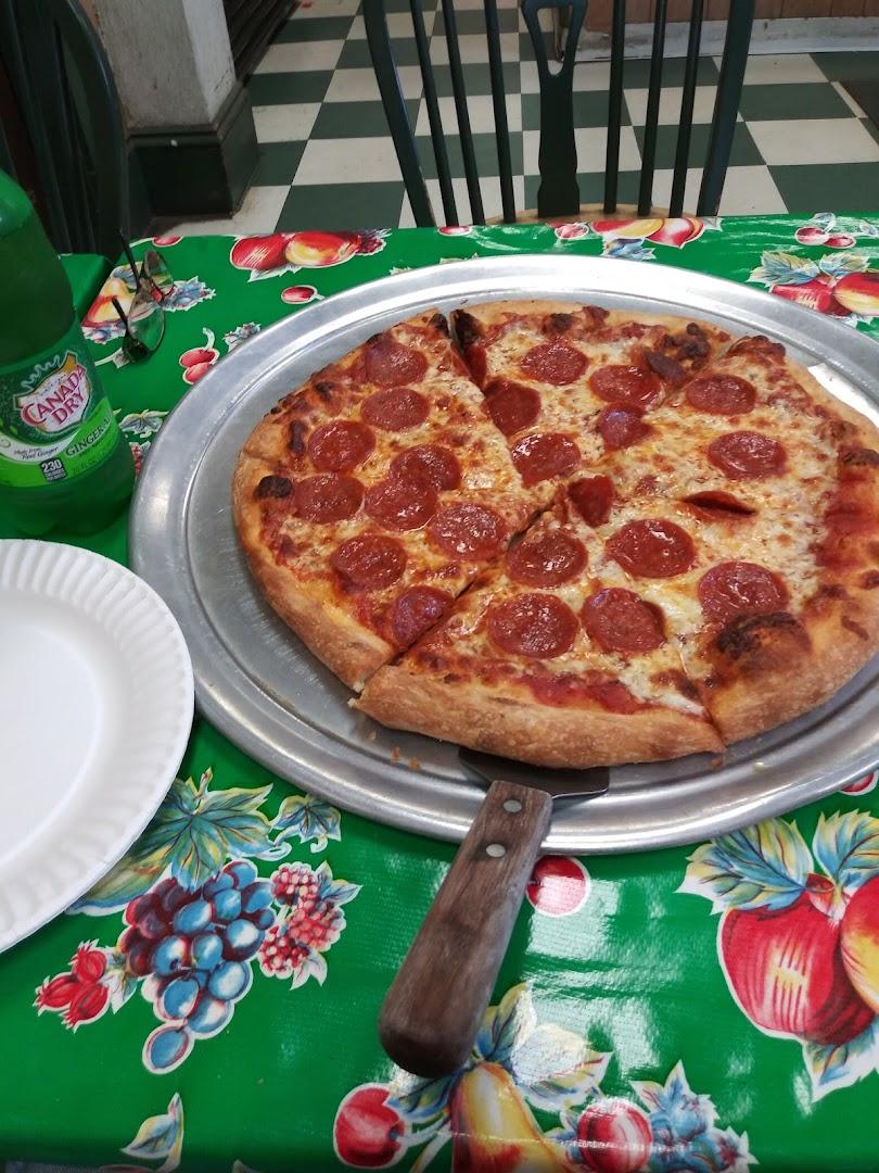 Roberto's Pizzeria